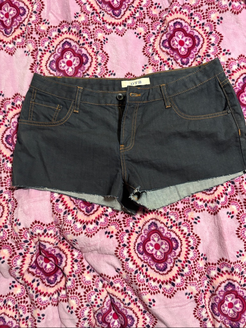 OTBWomen's Black Denim Short Shorts